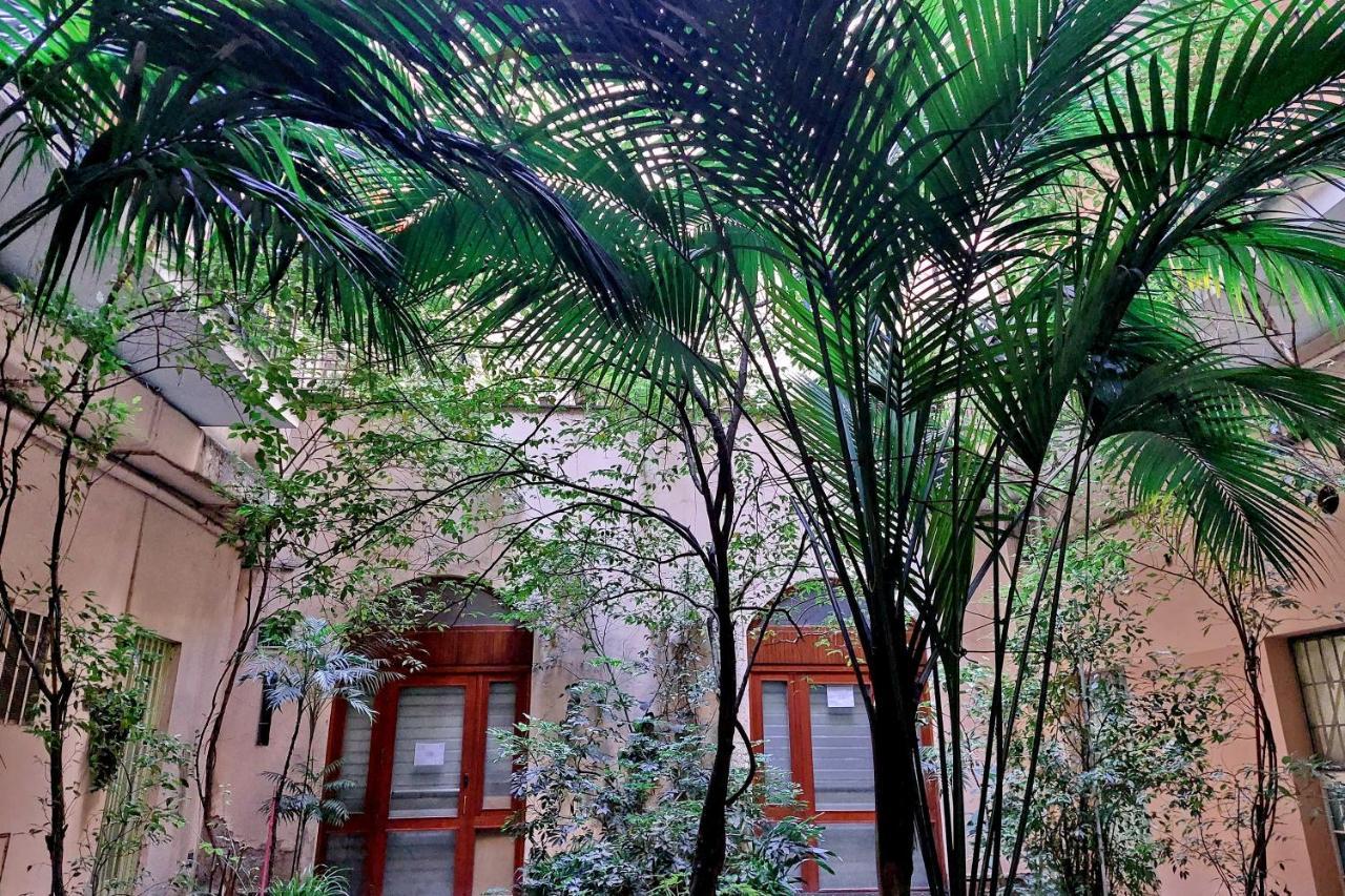 Domus Lou Elegante Appartamento In Trastevere Roma Luaran gambar